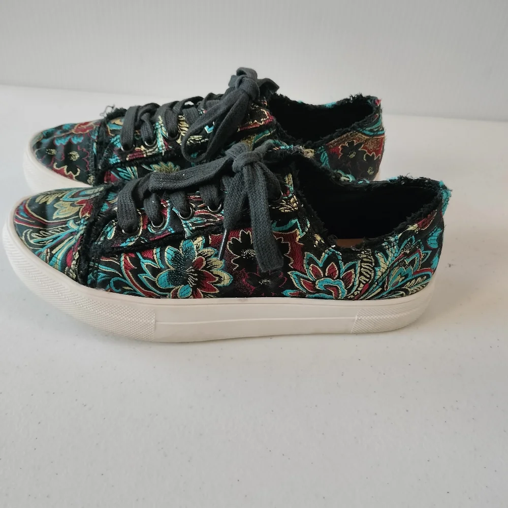 Rock & Candy Silky Black Floral Brocade Frayed Edges Sneakers 7 Goth Rock Artsy